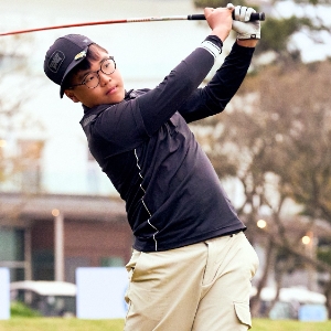 woori kwon